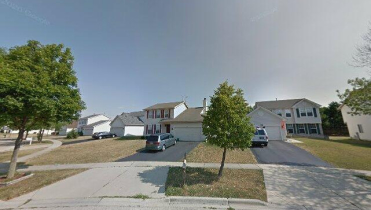 102 sycamore ave., streamwood, il 60107