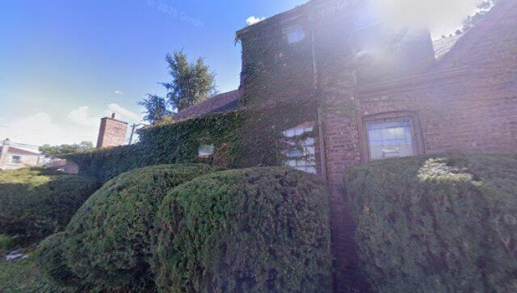 8715 s kenwood ave., chicago, il 60619