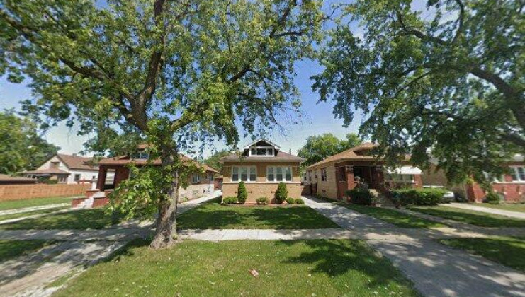 2123 s 6th avenue, maywood, il 60153