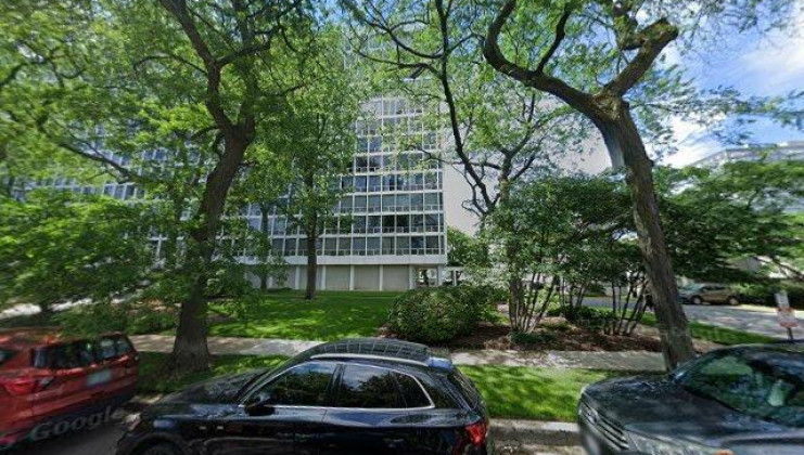 601 e. 32nd st. unit 308 and 310 and parking space g-49 and g-103, chicago, il 60616