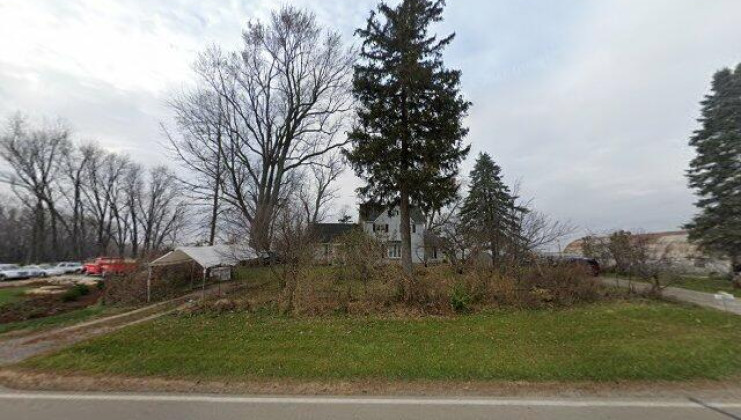 1321 lamb rd, woodstock, il 60098