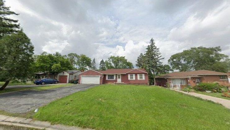 2810 174th street, hazel crest, il 60429