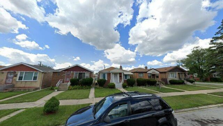 12604 south justine street, calumet park, il 60827