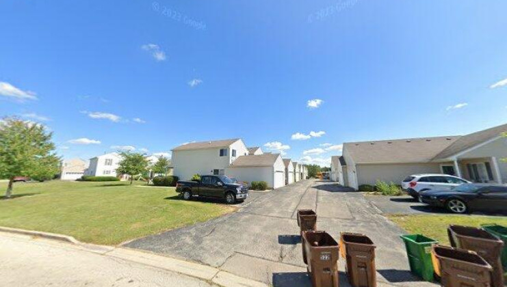 518 timber dr, harvard, il 60033