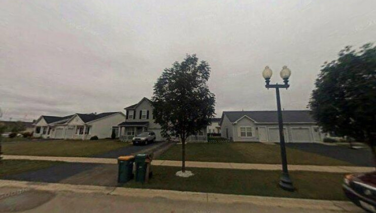 372 reston circle, romeoville, il 60446