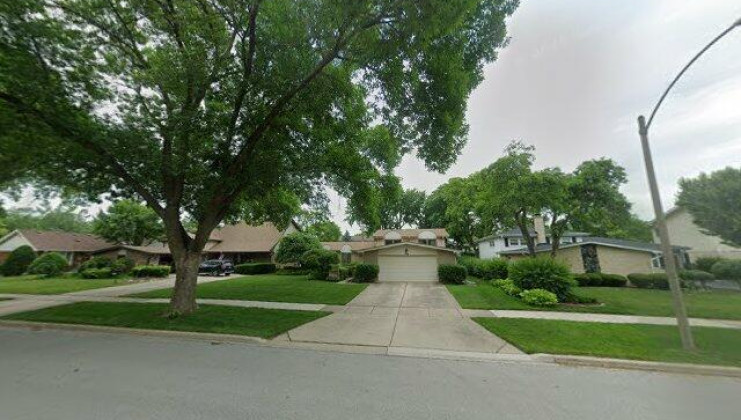 736 e suffield drive, arlington heights, il 60004
